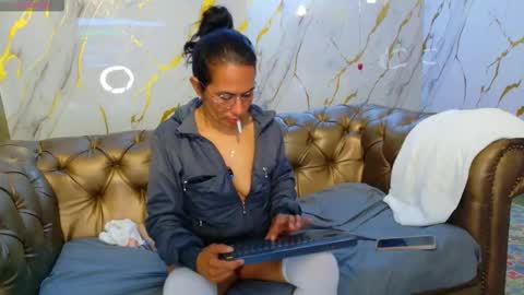 Vanessa online show from February 2026 10:17:02 PM