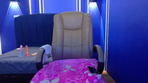 Snapshot of vanessa_7_ chatting on July 2026 12:08:02 AM Vanessa online show from July 2026 12:08:02 AM