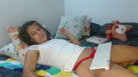 vanessa online show from December 2024 10:43:02 PM