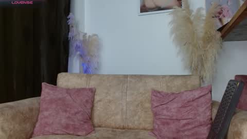 Snapshot of vanessa_brett chatting on February 2026 05:15:01 AM VANESSA BRETT online show from February 2026 05:15:01 AM
