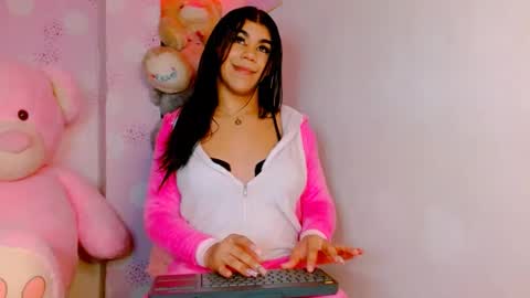 vanessa online show from December 2024 05:40:02 AM