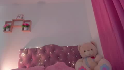 vanessa online show from January 2026 12:51:01 PM