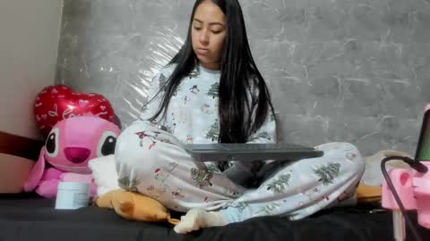 vanessaadol online show from March 2025 11:03:01 AM