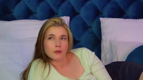 Vanessa online show from May 2026 06:36:02 PM