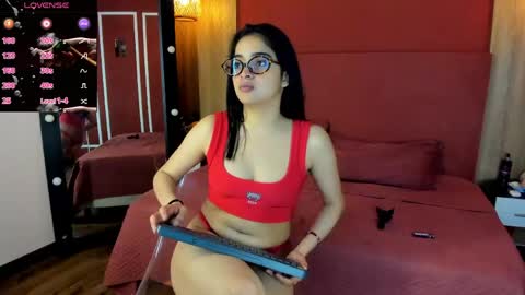 Snapshot of vanessadoofenshmirtz chatting on June 2026 12:41:01 PM Mrs Doofenshmirtz online show from June 2026 12:41:01 PM