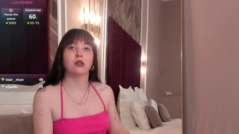 Vanessa online show from April 2026 03:28:02 PM