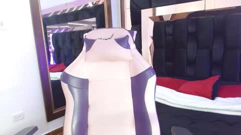 Vivi Gomez online show from January 2026 12:09:02 PM