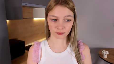 Christie online show from March 2026 06:19:02 AM