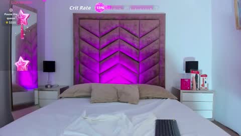 Snapshot of vanessaparis_ chatting on February 2026 01:46:01 AM Vanessa Sexy Paris online show from February 2026 01:46:01 AM