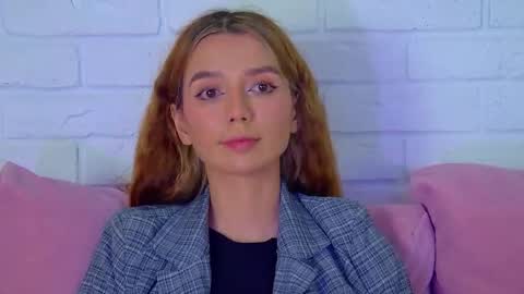 VanessaVienne online show from February 2026 04:22:02 PM