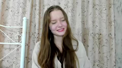 Luna online show from April 2026 05:37:01 PM