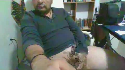 Snapshot of vangelux chatting on December 2024 08:42:01 PM Arcangel online show from December 2024 08:42:01 PM