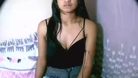 Snapshot of vanih27 chatting on July 2026 07:34:02 PM vanih27 online show from July 2026 07:34:02 PM