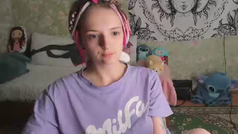 Snapshot of vanilla_arya chatting on July 2026 09:24:02 AM Adelina online show from July 2026 09:24:02 AM