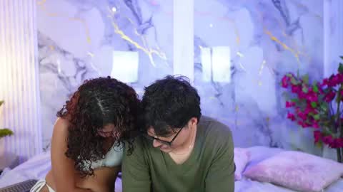 vanilla_hot_ online show from September 2025 07:49:01 PM