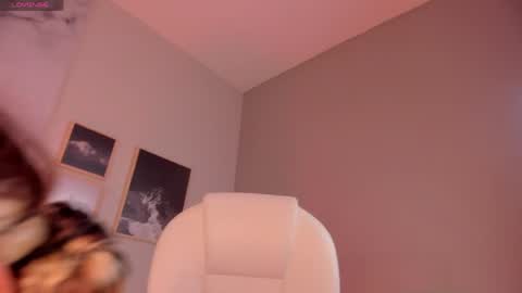 Snapshot of vanillafairy_ chatting on May 2026 02:48:01 PM vanillafairy_ online show from May 2026 02:48:01 PM