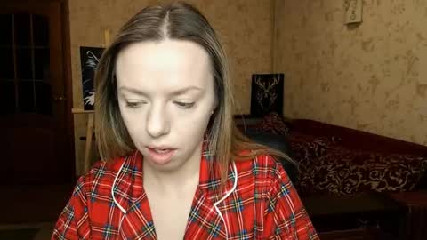 VanillaMuffin online show from February 2025 06:47:02 AM