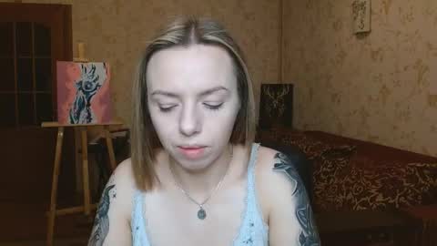 VanillaMuffin online show from November 2025 08:02:01 AM