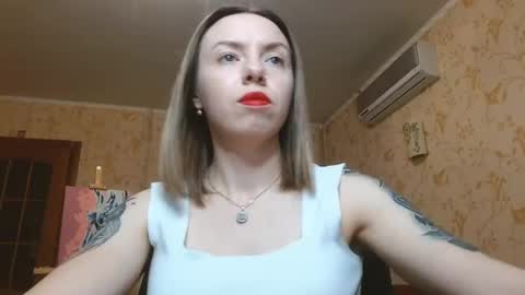 VanillaMuffin online show from February 2026 01:45:02 PM