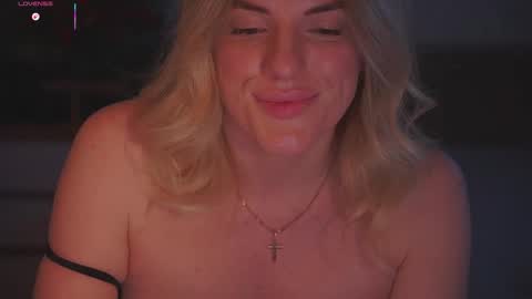 Sophie online show from January 2026 09:41:01 PM