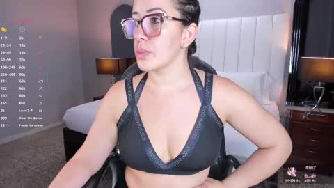 Karine online show from October 2025 11:31:02 AM