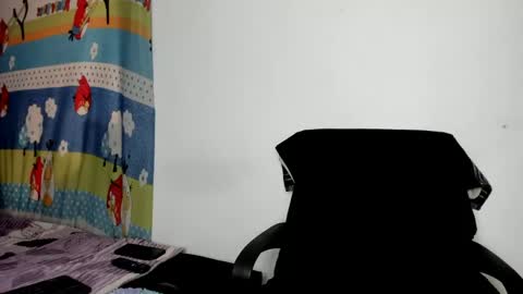 vannellope_vladimir online show from June 2026 03:28:02 PM