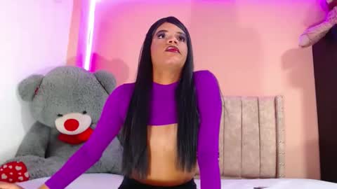 vannesa01 online show from December 2024 07:12:02 PM