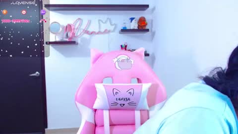 Vanesa online show from February 2025 08:34:01 PM