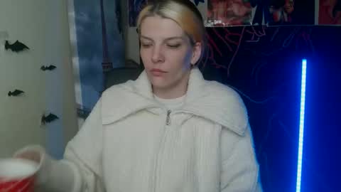 Snapshot of vanrey_ chatting on May 2026 09:03:02 AM Vanessa online show from May 2026 09:03:02 AM