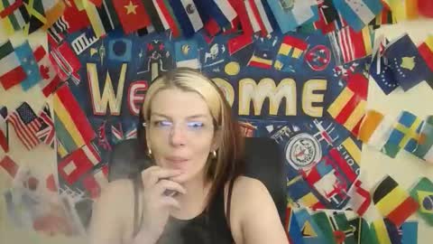 Snapshot of vanrey_ chatting on May 2026 06:30:01 AM Vanessa online show from May 2026 06:30:01 AM