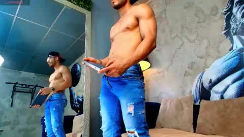 Vans Ross online show from March 2026 07:29:01 PM