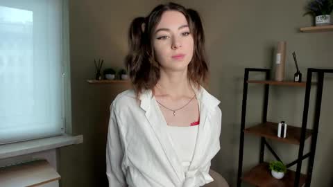 Charline online show from April 2026 09:29:02 AM