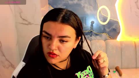 Snapshot of vany_lu_tx chatting on November 2025 01:55:01 PM Live 800am 200pm COLOMBIAN HOUR online show from November 2025 01:55:01 PM