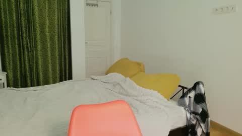 Snapshot of vaolietkat chatting on October 2025 06:34:01 AM vaolietkat online show from October 2025 06:34:01 AM