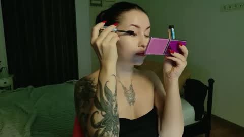 Snapshot of vaolietkat chatting on October 2025 06:50:02 AM vaolietkat online show from October 2025 06:50:02 AM