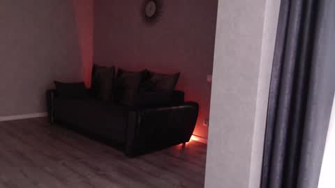 Snapshot of varonica_caprii chatting on December 2024 08:01:01 AM Varonica Caprii Online this week Monday Tuesday Thursday Friday online show from December 2024 08:01:01 AM