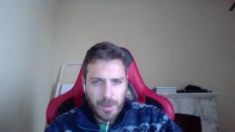 Snapshot of vascorro20 chatting on December 2024 11:00:01 AM vascorro20 online show from December 2024 11:00:01 AM