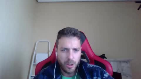 Snapshot of vascorro20 chatting on January 2025 12:21:01 PM vascorro20 online show from January 2025 12:21:01 PM