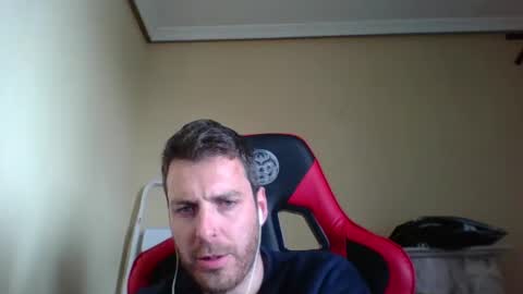 Snapshot of vascorro20 chatting on March 2025 09:05:02 AM vascorro20 online show from March 2025 09:05:02 AM