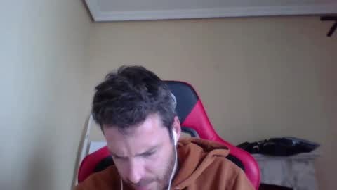 Snapshot of vascorro20 chatting on March 2025 03:18:02 PM vascorro20 online show from March 2025 03:18:02 PM