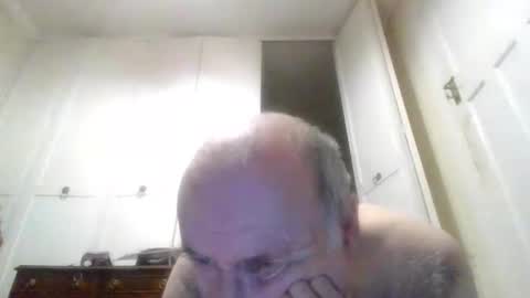 vaughan1010 online show from March 2026 07:06:02 PM