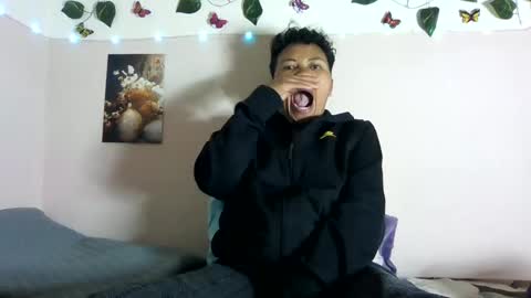 Vayannah online show from June 2026 04:57:01 AM