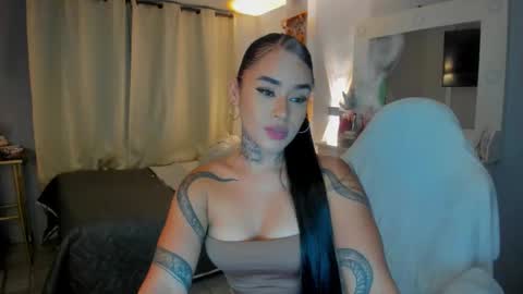 Vayolett Bass online show from February 2026 06:06:02 AM