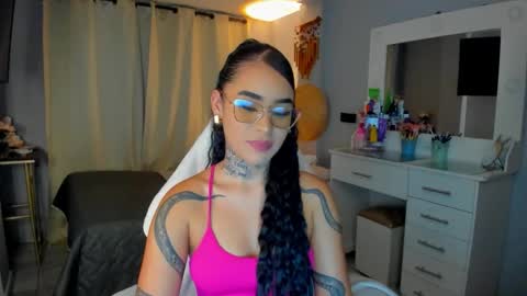 Vayolett Bass online show from February 2026 08:37:01 AM