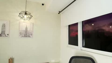 Victoria online show from November 2025 10:37:01 AM