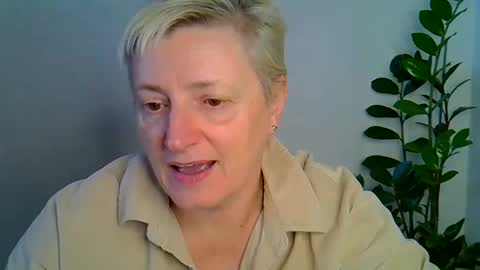 vea_motty online show from October 2025 10:06:01 AM