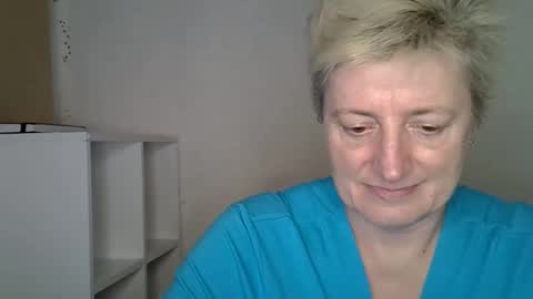 vea_motty online show from December 2025 12:25:02 PM