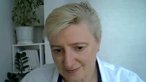 vea_motty online show from April 2026 03:02:02 PM