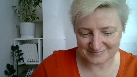 vea_motty online show from April 2026 08:28:01 AM