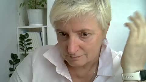 vea_motty online show from July 2026 01:14:02 PM
